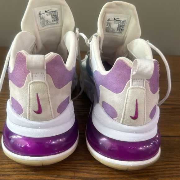 Shoes Nike air react women’s size 9.5 used nice condition white w colors - Picture 9 of 12